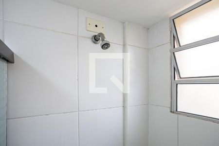 Banheiro de apartamento à venda com 2 quartos, 44m² em Conceicao, Osasco