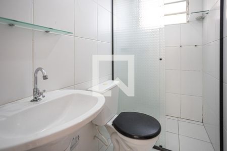 Banheiro de apartamento à venda com 2 quartos, 44m² em Conceicao, Osasco