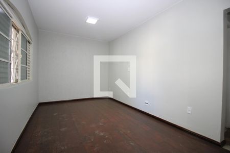 Sala de casa para alugar com 2 quartos, 74m² em Taguatinga Sul, Brasília