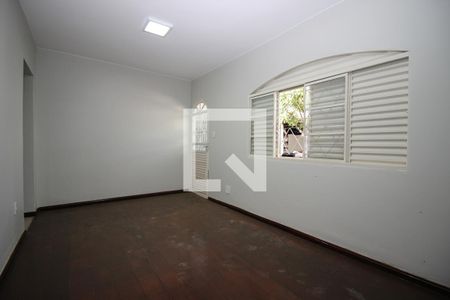 Sala de casa para alugar com 2 quartos, 74m² em Taguatinga Sul, Brasília