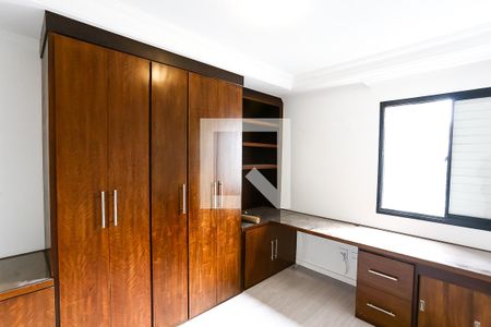Quarto 1 de apartamento para alugar com 3 quartos, 90m² em Vila Suzana, São Paulo
