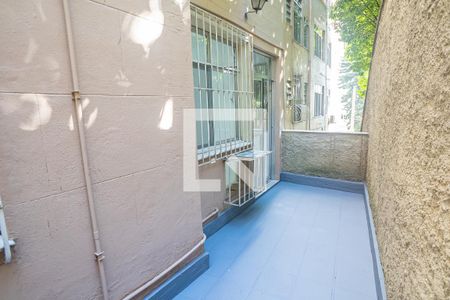 Quintal de apartamento à venda com 2 quartos, 70m² em Laranjeiras, Rio de Janeiro