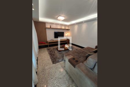 Casa à venda com 5 quartos, 350m² em Castelo, Belo Horizonte