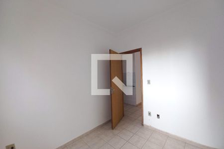 Quarto 1 de apartamento à venda com 2 quartos, 50m² em Jaqueline, Belo Horizonte