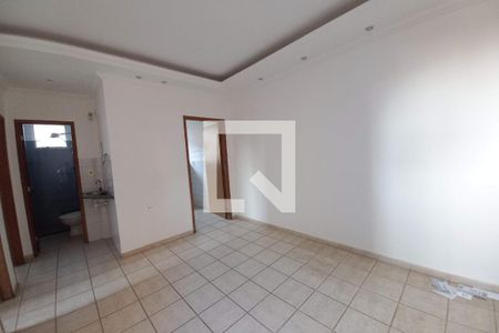 Sala de apartamento à venda com 2 quartos, 50m² em Jaqueline, Belo Horizonte