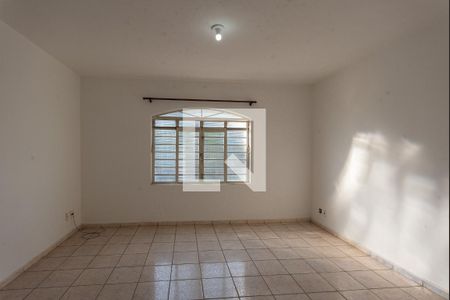 Casa à venda com 155m², 3 quartos e 5 vagasSala