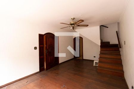 Sala de casa à venda com 3 quartos, 200m² em Vila Romero, São Paulo