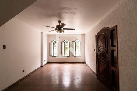 Sala de casa à venda com 3 quartos, 200m² em Vila Romero, São Paulo