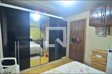 Quarto 2 de casa à venda com 2 quartos, 300m² em Olaria, Canoas