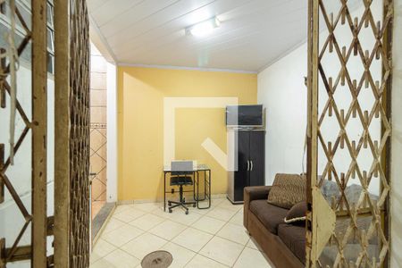 Sala de kitnet/studio para alugar com 1 quarto, 50m² em Senador Vasconcelos, Rio de Janeiro