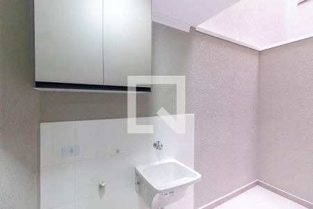 Área de serviço de apartamento para alugar com 2 quartos, 44m² em Vila Granada, São Paulo