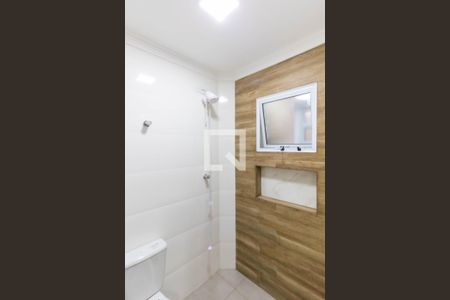 Banheiro de apartamento para alugar com 2 quartos, 44m² em Vila Granada, São Paulo