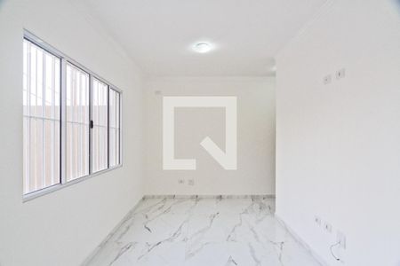 Sala de casa para alugar com 2 quartos, 90m² em Piqueri, São Paulo