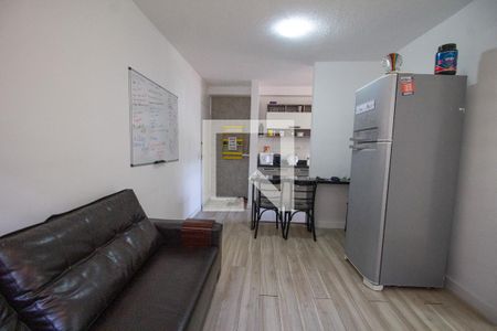 Sala de apartamento para alugar com 3 quartos, 65m² em Vargem Pequena, Rio de Janeiro