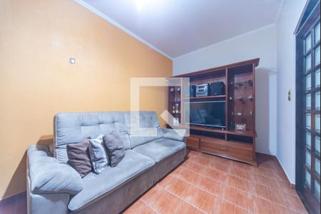 Sala de TV de casa à venda com 4 quartos, 300m² em Parque Novo Oratório, Santo André