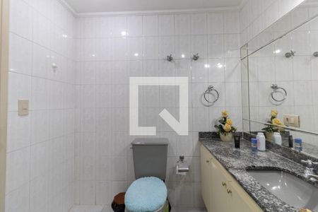 Apartamento para alugar com 134m², 3 quartos e 2 vagas Apartamento para alugar com 134m², 3 quartos e 2 vagasBanheiro da Suíte