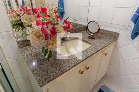 Apartamento para alugar com 134m², 3 quartos e 2 vagas Apartamento para alugar com 134m², 3 quartos e 2 vagasBanheiro Social
