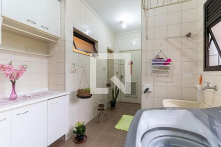 Apartamento para alugar com 134m², 3 quartos e 2 vagas Apartamento para alugar com 134m², 3 quartos e 2 vagasLavanderia