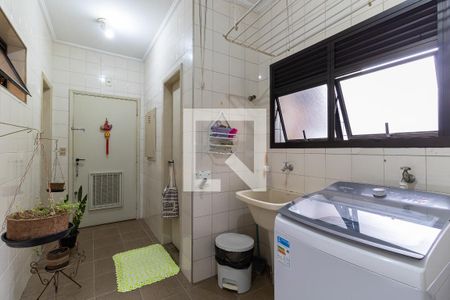 Apartamento para alugar com 134m², 3 quartos e 2 vagas Apartamento para alugar com 134m², 3 quartos e 2 vagasLavanderia