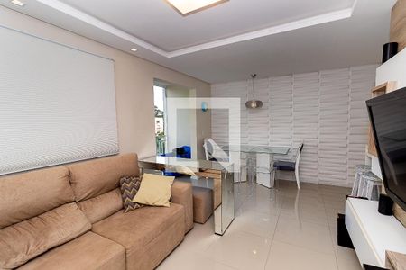 Sala de apartamento à venda com 3 quartos, 65m² em Protásio Alves, Porto Alegre