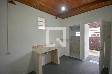 Sala/Cozinha de casa para alugar com 1 quarto, 50m² em Vila Brasilina, São Paulo