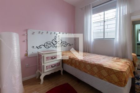 Quarto 1 de apartamento para alugar com 2 quartos, 74m² em Vila Izabel, Curitiba