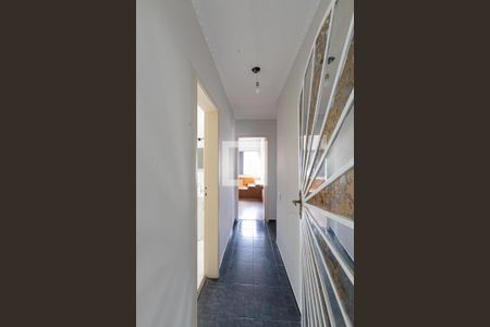 Corredor de apartamento para alugar com 3 quartos, 100m² em Vila Gomes Cardim, São Paulo