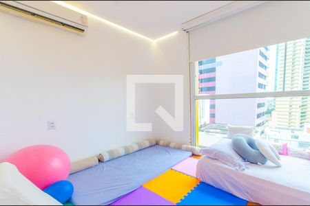 Quarto 1 - Suite de apartamento para alugar com 2 quartos, 90m² em Vitória, Salvador