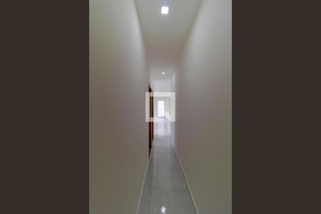 Corredor de casa para alugar com 2 quartos, 60m² em Jardim Anton Von Zuben, Campinas