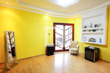 Casa à venda com 590m², 5 quartos e 5 vagas Casa à venda com 590m², 5 quartos e 5 vagasQuarto 3