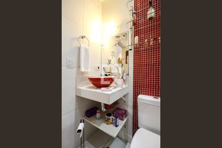 Casa à venda com 590m², 5 quartos e 5 vagas Casa à venda com 590m², 5 quartos e 5 vagasSuíte 2