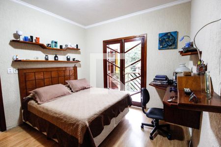 Casa à venda com 590m², 5 quartos e 5 vagas Casa à venda com 590m², 5 quartos e 5 vagasQuarto 5