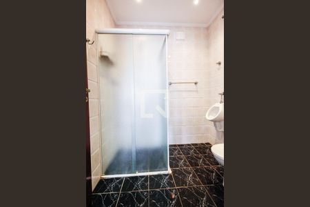 Casa à venda com 590m², 5 quartos e 5 vagas Casa à venda com 590m², 5 quartos e 5 vagasLavabo 1