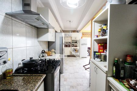 Casa à venda com 590m², 5 quartos e 5 vagas Casa à venda com 590m², 5 quartos e 5 vagasEspaço gourmet