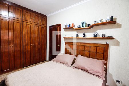 Casa à venda com 590m², 5 quartos e 5 vagas Casa à venda com 590m², 5 quartos e 5 vagasQuarto 5