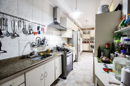 Casa à venda com 590m², 5 quartos e 5 vagas Casa à venda com 590m², 5 quartos e 5 vagasEspaço gourmet