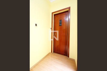 Casa à venda com 590m², 5 quartos e 5 vagas Casa à venda com 590m², 5 quartos e 5 vagasElevador