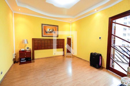 Casa à venda com 590m², 5 quartos e 5 vagas Casa à venda com 590m², 5 quartos e 5 vagasQuarto 3