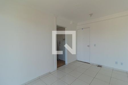 Sala de apartamento para alugar com 2 quartos, 50m² em Jardim São Miguel, Ferraz de Vasconcelos