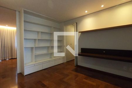 Sala de apartamento para alugar com 4 quartos, 225m² em Vila Suzana, São Paulo