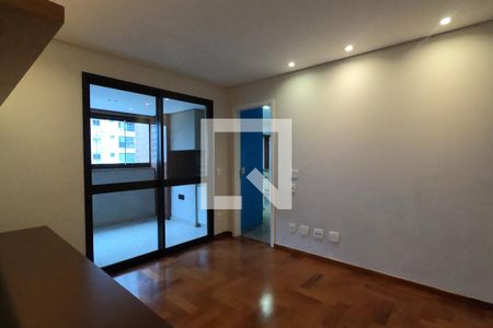 Sala  de apartamento para alugar com 4 quartos, 225m² em Vila Suzana, São Paulo