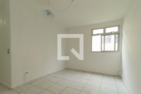 Sala de apartamento para alugar com 3 quartos, 54m² em Uberaba, Curitiba