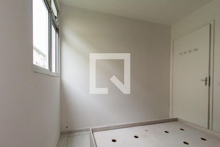 Quarto 2 de apartamento para alugar com 3 quartos, 54m² em Uberaba, Curitiba