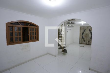 Sala de casa à venda com 2 quartos, 250m² em Vila Ré, São Paulo