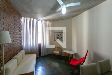 Sala de apartamento para alugar com 1 quarto, 65m² em Funcionários, Belo Horizonte