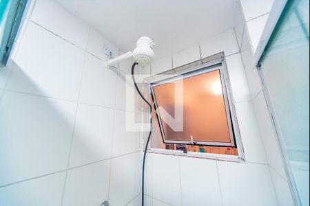 Chuveiro  de apartamento para alugar com 2 quartos, 62m² em Jardim Ipanema, Santo André