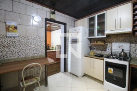 Cozinha de casa para alugar com 3 quartos, 136m² em Estância Velha, Canoas