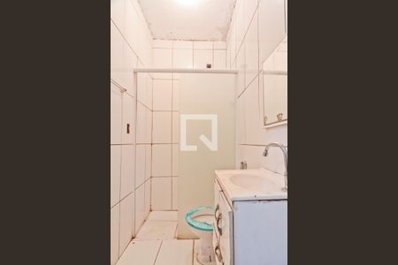 Banheiro da Suíte de casa para alugar com 3 quartos, 100m² em Vila Serralheiro, São Paulo
