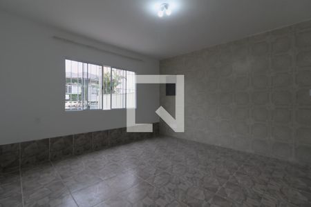 Casa para alugar com 140m², 3 quartos e 2 vagasSala