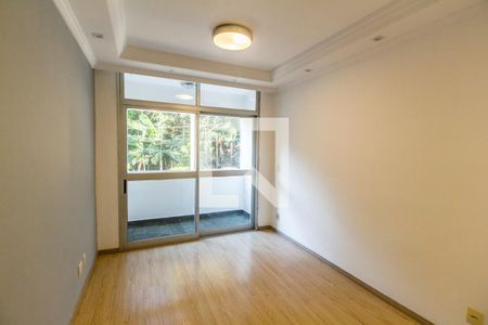 Sala de TV de apartamento à venda com 3 quartos, 79m² em Alphaville, Santana de Parnaíba